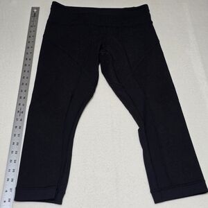 Lululemon Athletica Black Women's Capris